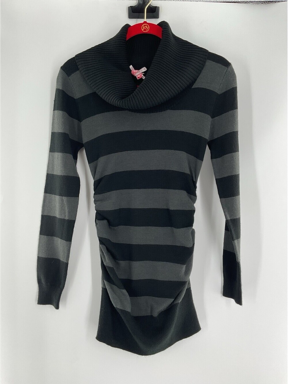 Derek Heart Women’s Tunic Sweater Medium Striped Gray And Black 035
